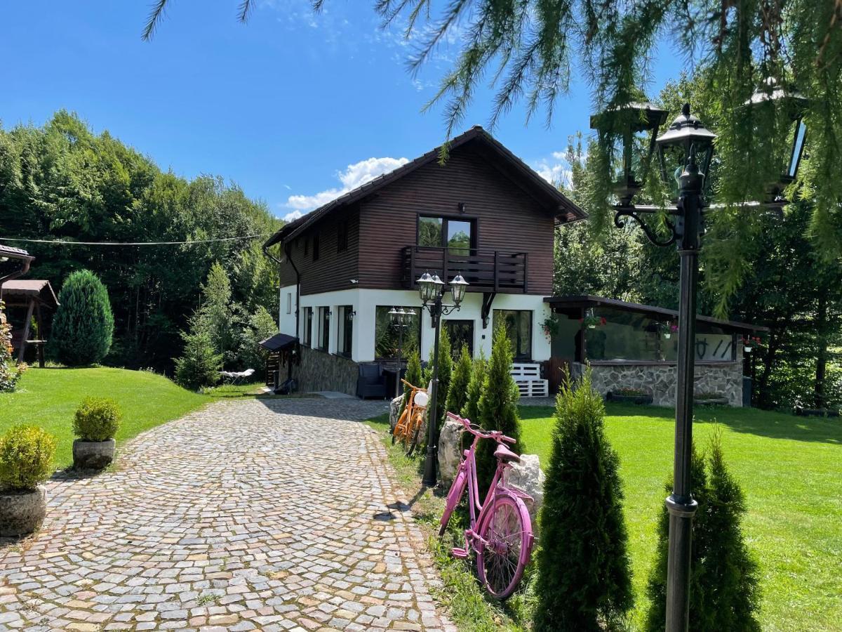 Cabana Din Groapa Frumoasa Risnov Exterior photo