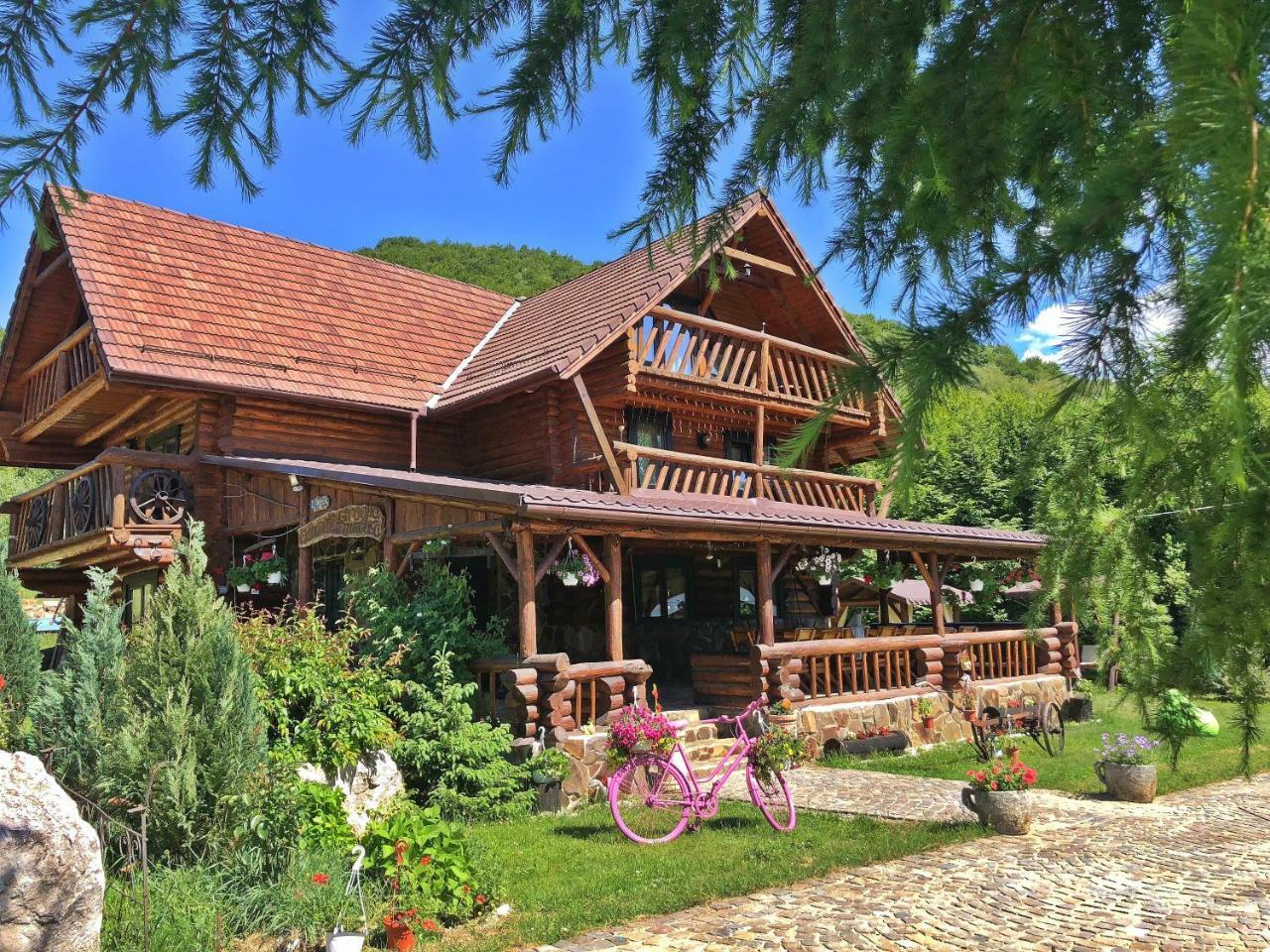 Cabana Din Groapa Frumoasa Risnov Exterior photo